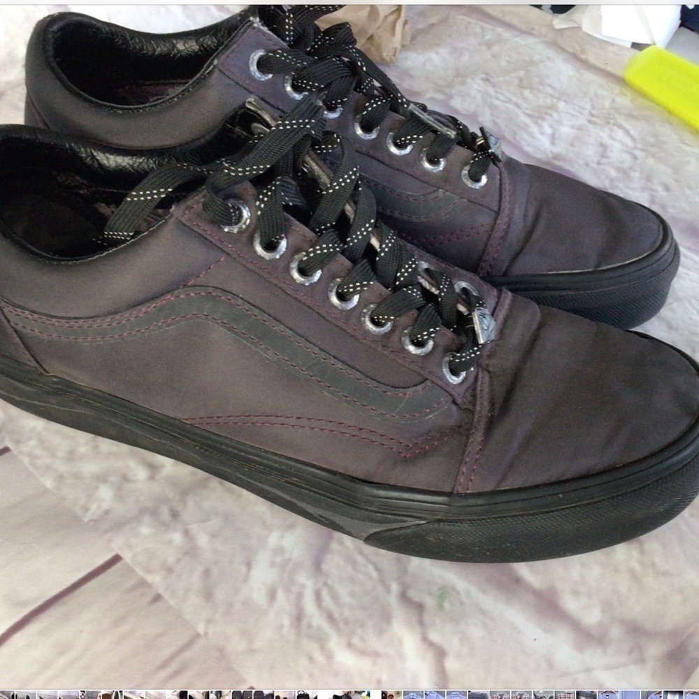Vans Harry Potter Deathly Hollows Special Edition Colab Sneaker
Unisex